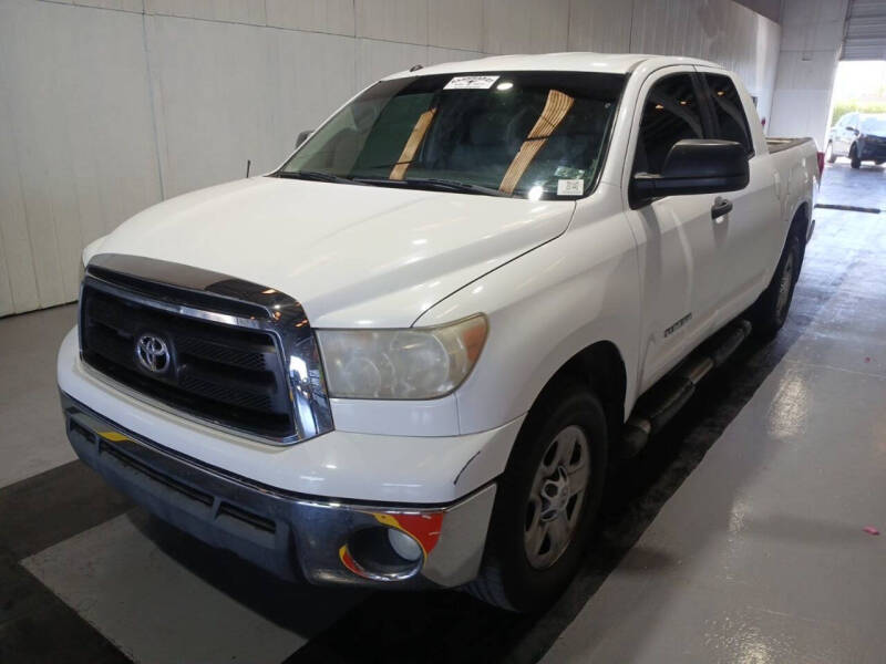 toyota tundra 2013 5TFRM5F12DX065051 image toyota tundra 2013 5TFRM5F12DX065051 image