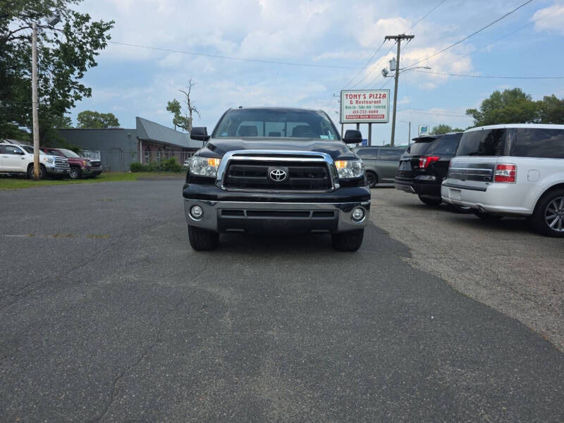 toyota tundra 2010 5TFUY5F15AX132932 image toyota tundra 2010 5TFUY5F15AX132932 image