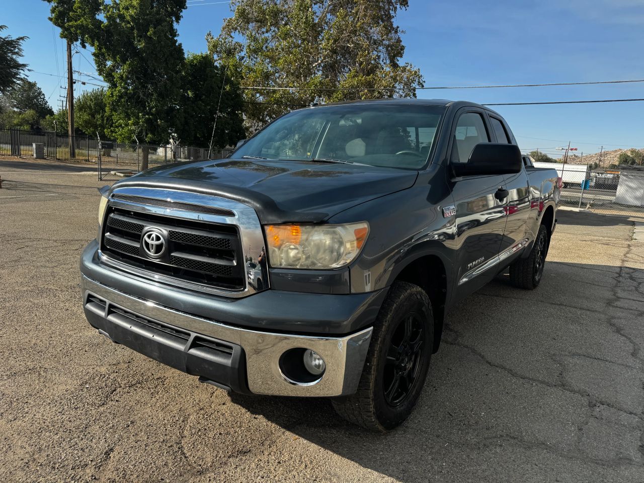 toyota tundra 2010 5TFUW5F18AX156762 image toyota tundra 2010 5TFUW5F18AX156762 image