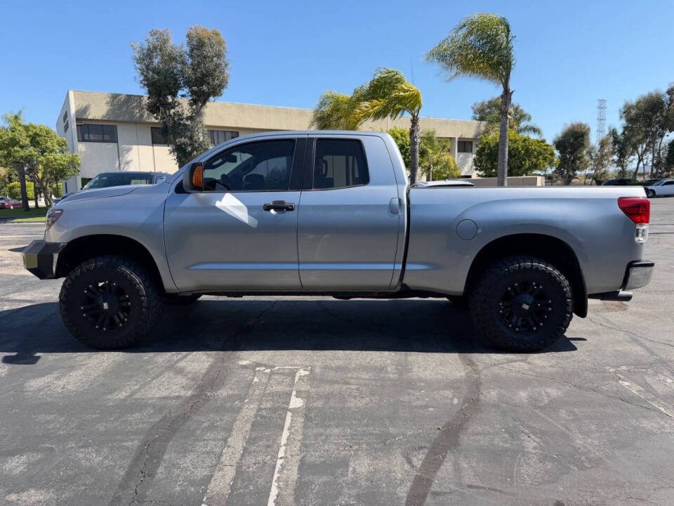 toyota tundra 2010 5TFUY5F16AX151182 image toyota tundra 2010 5TFUY5F16AX151182 image