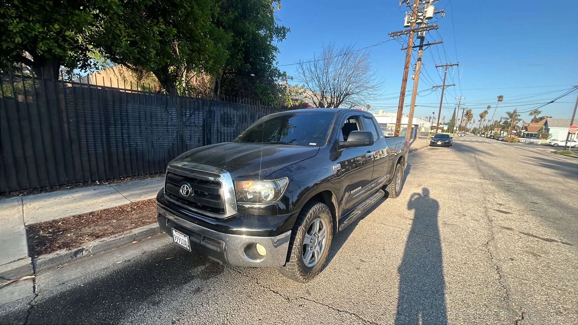 toyota tundra 2010 5TFRY5F12AX077510 image toyota tundra 2010 5TFRY5F12AX077510 image