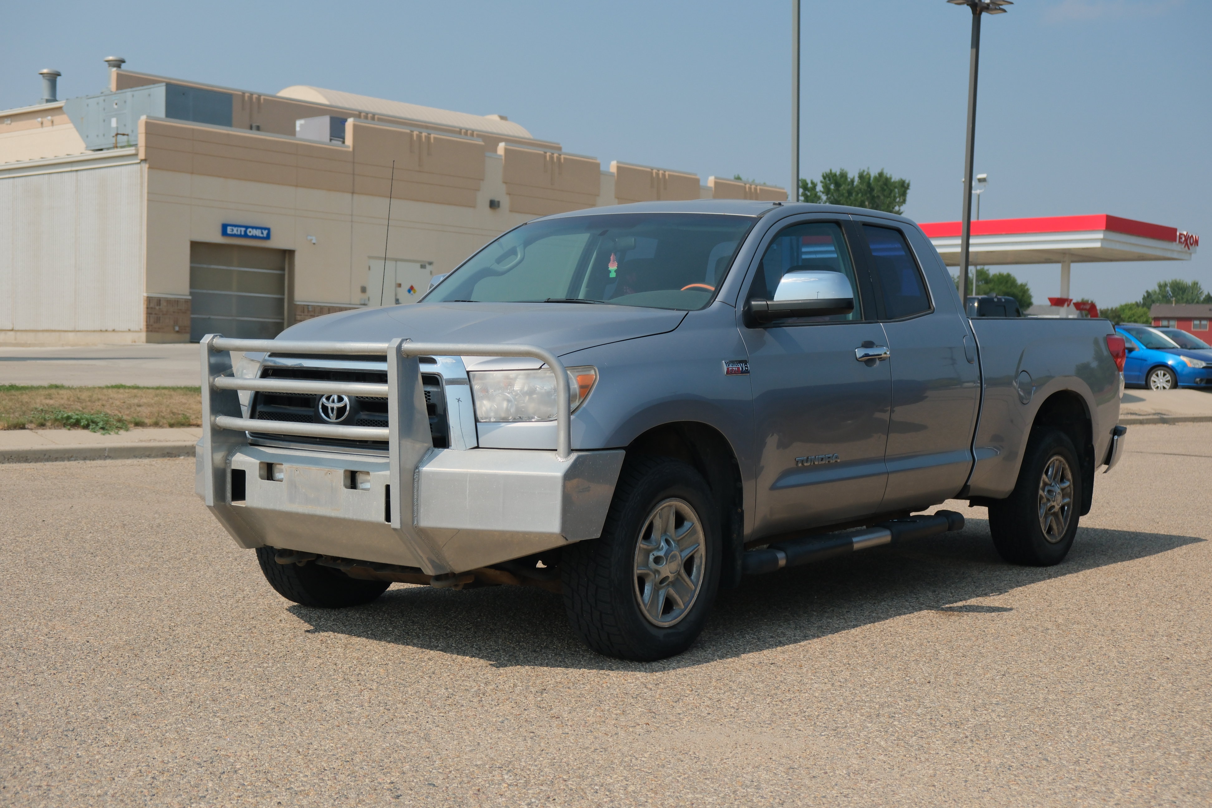 toyota tundra 2010 5TFUW5F10AX107085 image toyota tundra 2010 5TFUW5F10AX107085 image