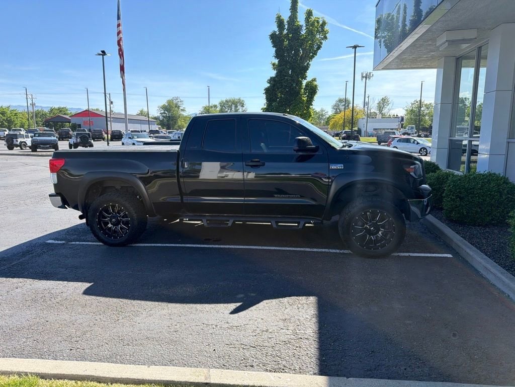 toyota tundra 2010 5TFUW5F10AX153645 image toyota tundra 2010 5TFUW5F10AX153645 image