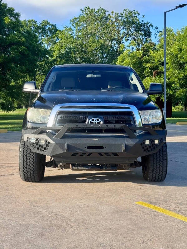 toyota tundra 2010 5TFRM5F16AX014809 image
