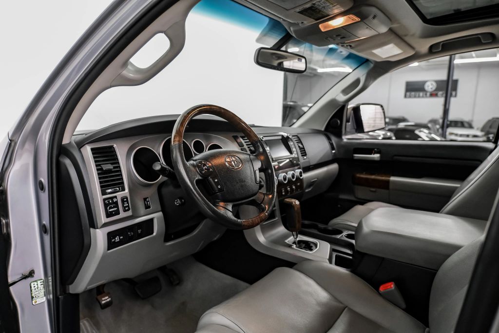 toyota tundra 2010 5TFHW5F12AX150957 image toyota tundra 2010 5TFHW5F12AX150957 image
