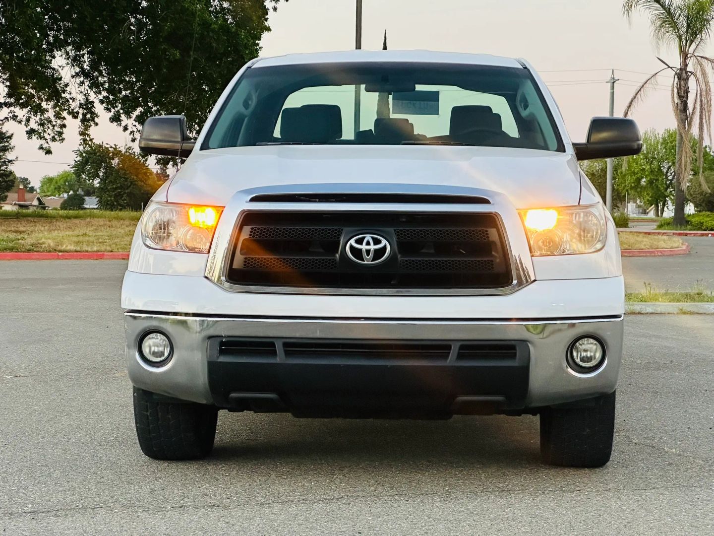 toyota tundra 2010 5TFRM5F18AX003326 image toyota tundra 2010 5TFRM5F18AX003326 image
