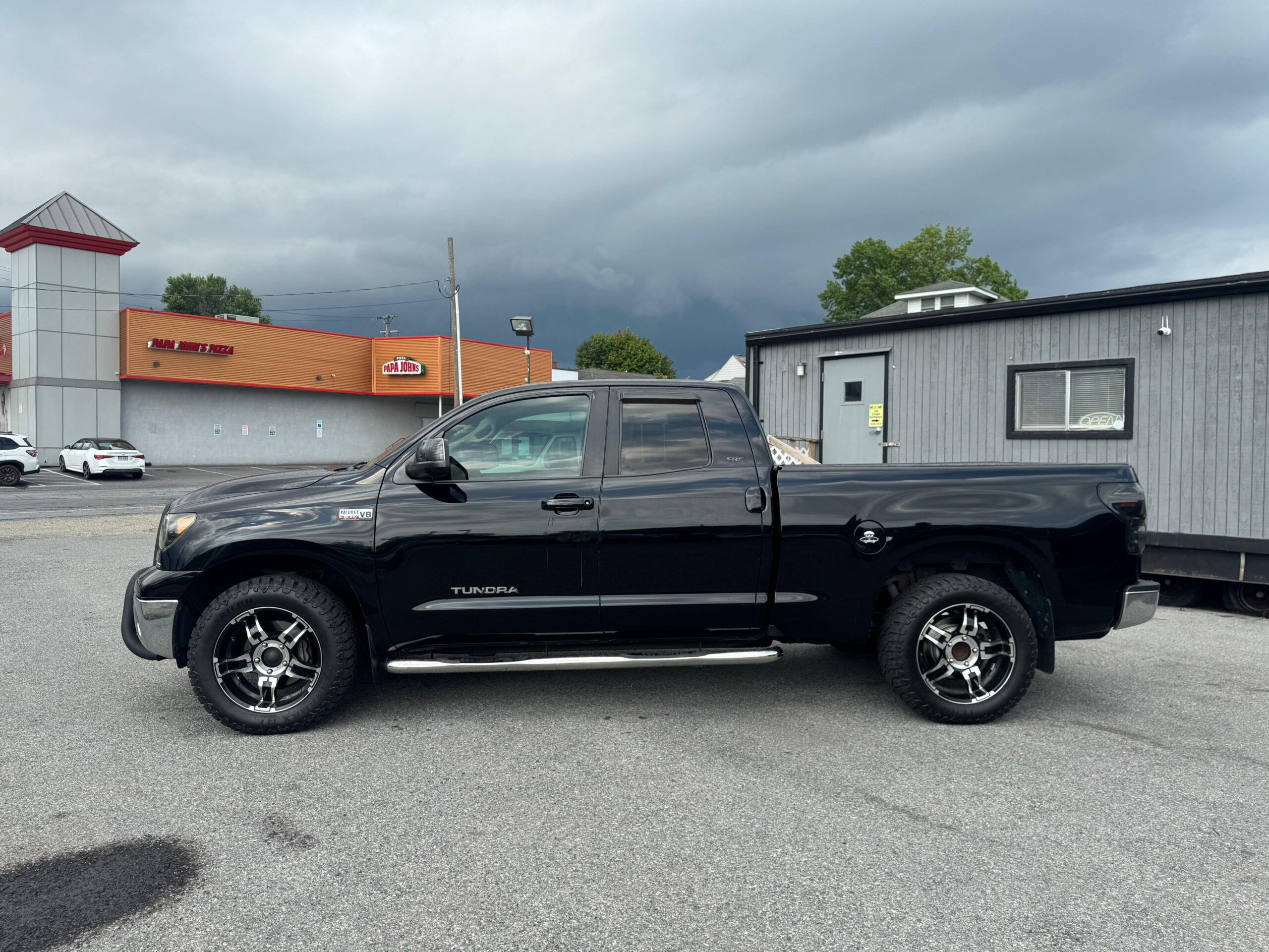 toyota tundra 2010 5TFUW5F17AX115054 image toyota tundra 2010 5TFUW5F17AX115054 image