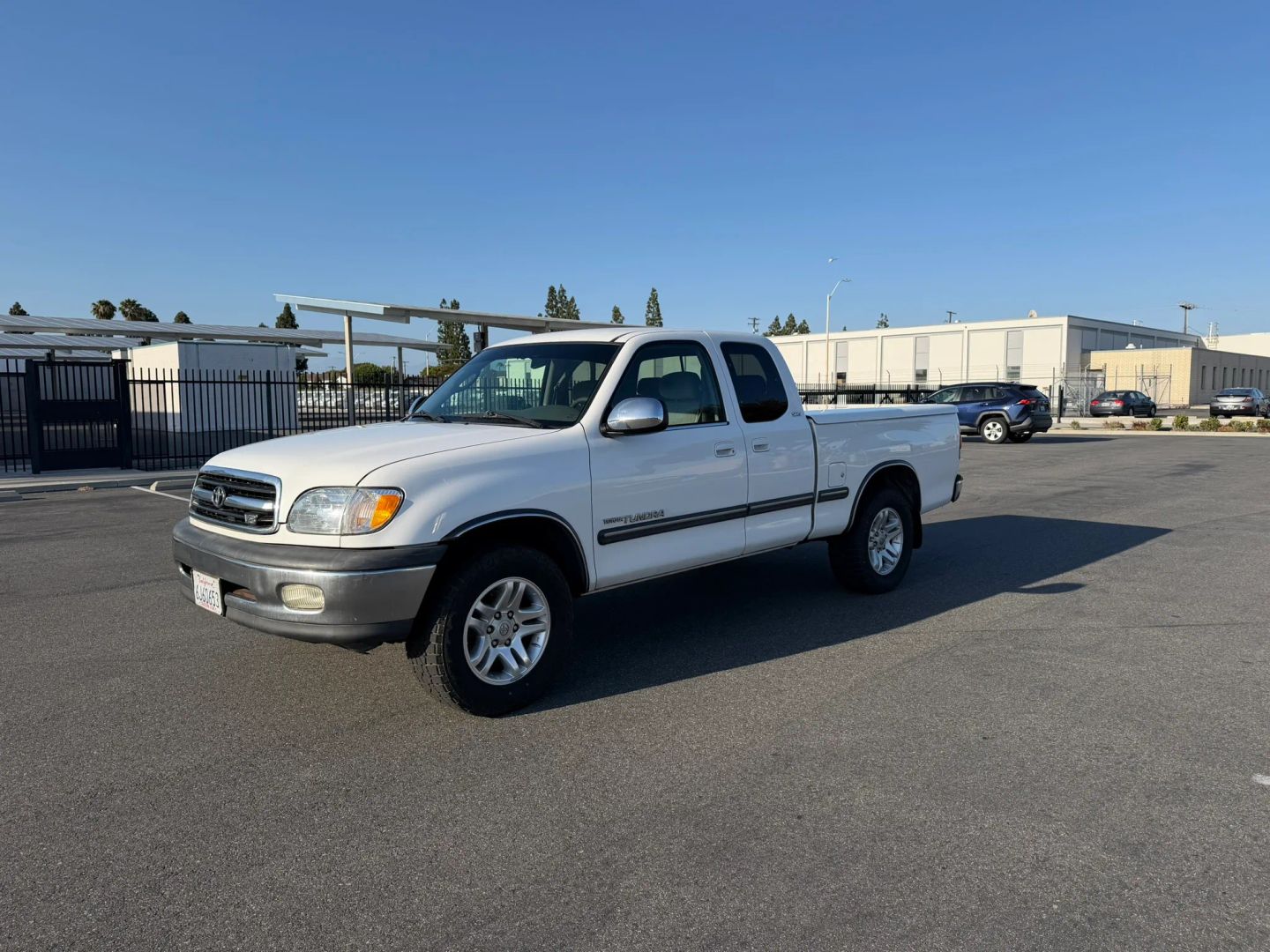 toyota tundra 2000 5TBRT3412YS095942 image toyota tundra 2000 5TBRT3412YS095942 image