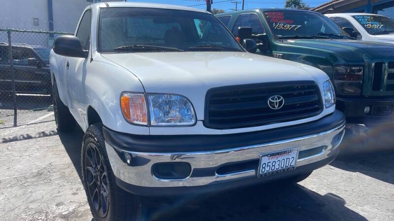 toyota tundra 2000 5TBJN3216YS085845 image toyota tundra 2000 5TBJN3216YS085845 image
