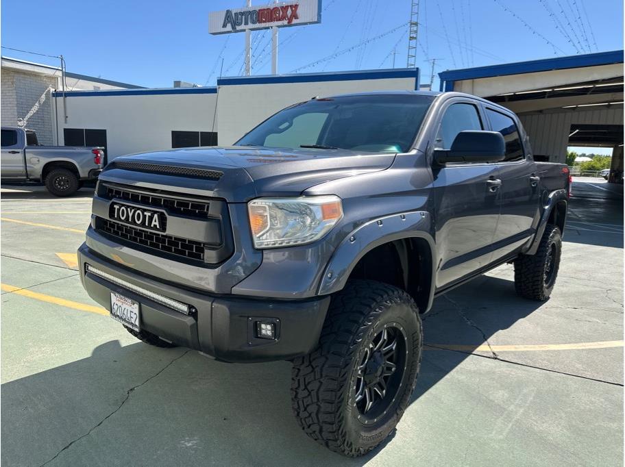 toyota tundra 2014 5TFDY5F11EX371092 image toyota tundra 2014 5TFDY5F11EX371092 image