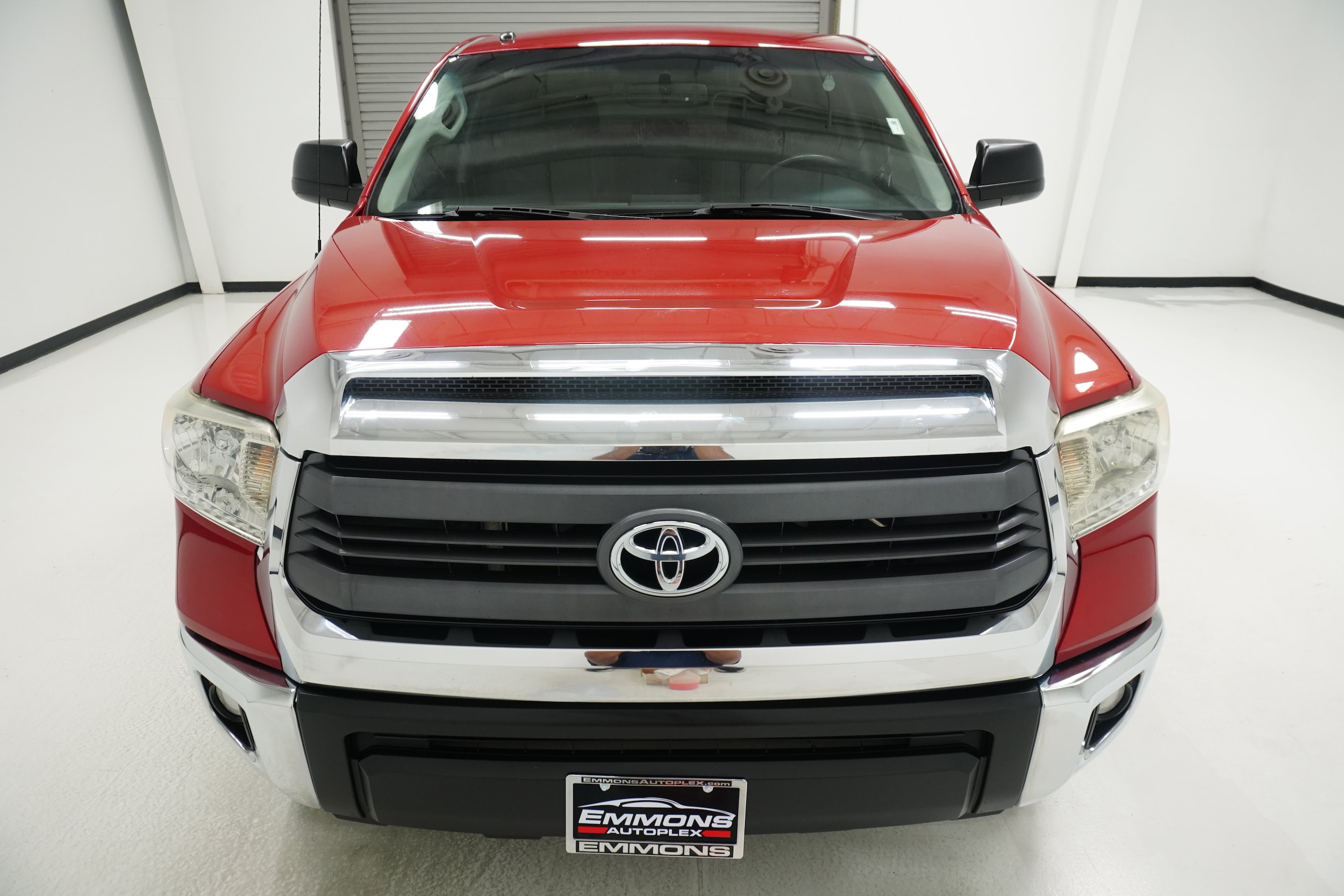 toyota tundra 2014 5TFDM5F17EX055692 image toyota tundra 2014 5TFDM5F17EX055692 image