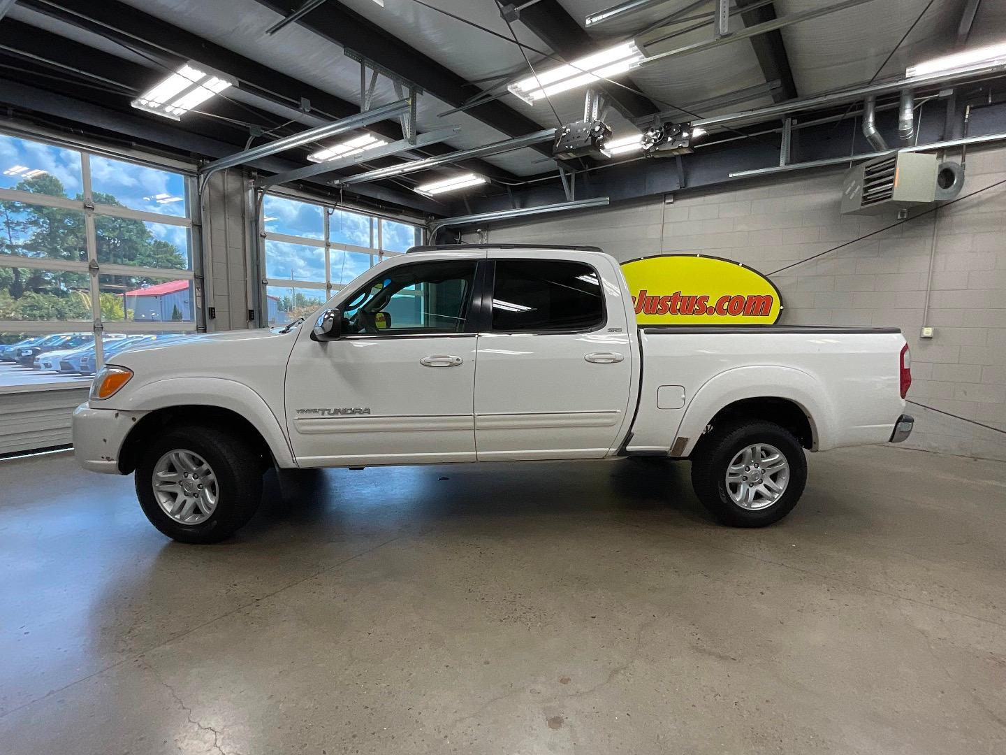 toyota tundra 2005 5TBDT44165S475779 image toyota tundra 2005 5TBDT44165S475779 image