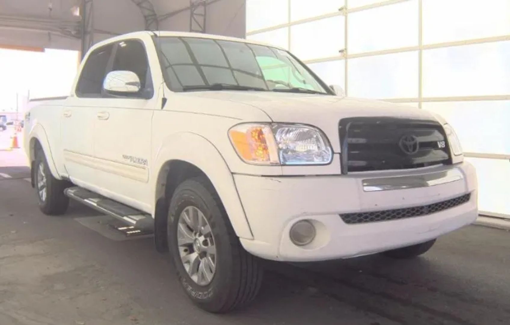 toyota tundra 2005 5TBET34125S467189 image toyota tundra 2005 5TBET34125S467189 image
