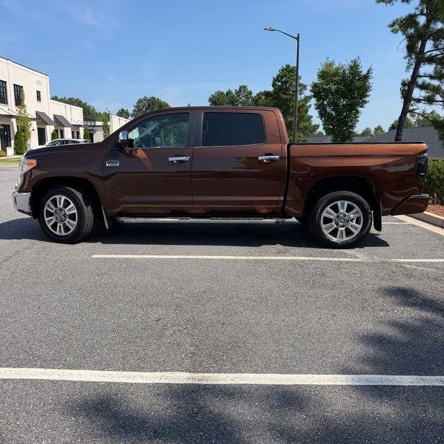 toyota tundra 2015 5TFGY5F13FX185200 image toyota tundra 2015 5TFGY5F13FX185200 image