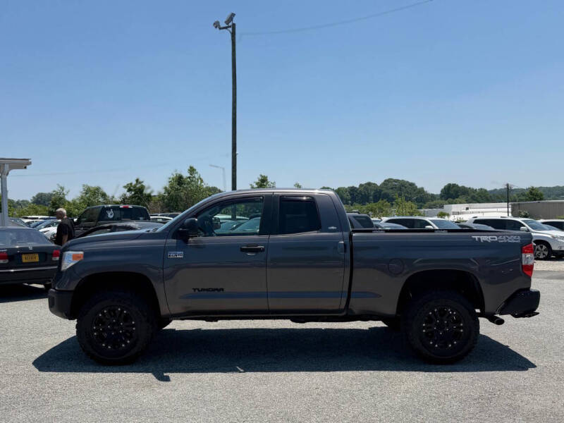 toyota tundra 2015 5TFUY5F11FX443670 image toyota tundra 2015 5TFUY5F11FX443670 image