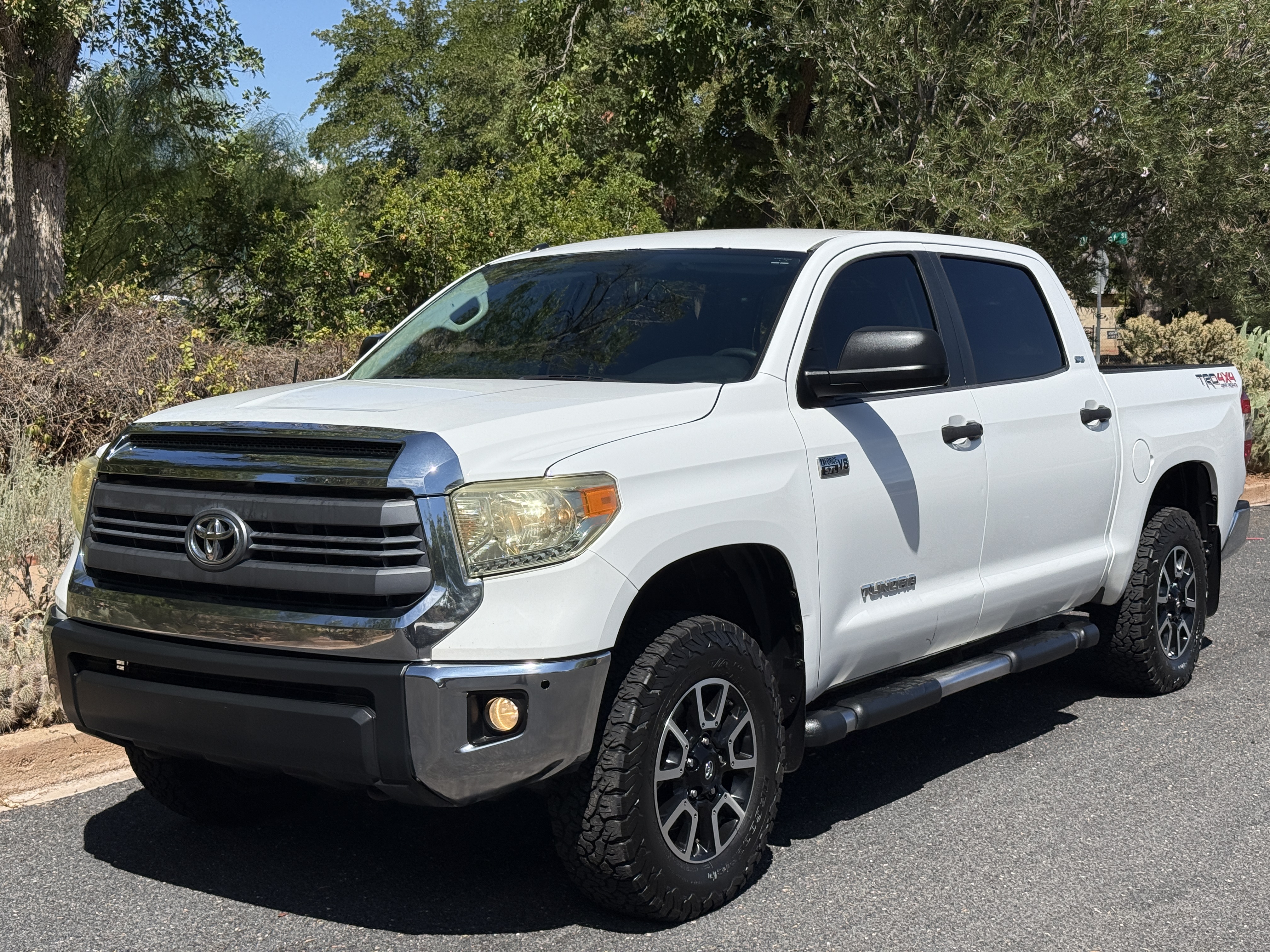 toyota tundra 2015 5TFDY5F10FX425712 image toyota tundra 2015 5TFDY5F10FX425712 image