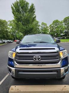 toyota tundra 2015 5TFDY5F13FX472720 image toyota tundra 2015 5TFDY5F13FX472720 image