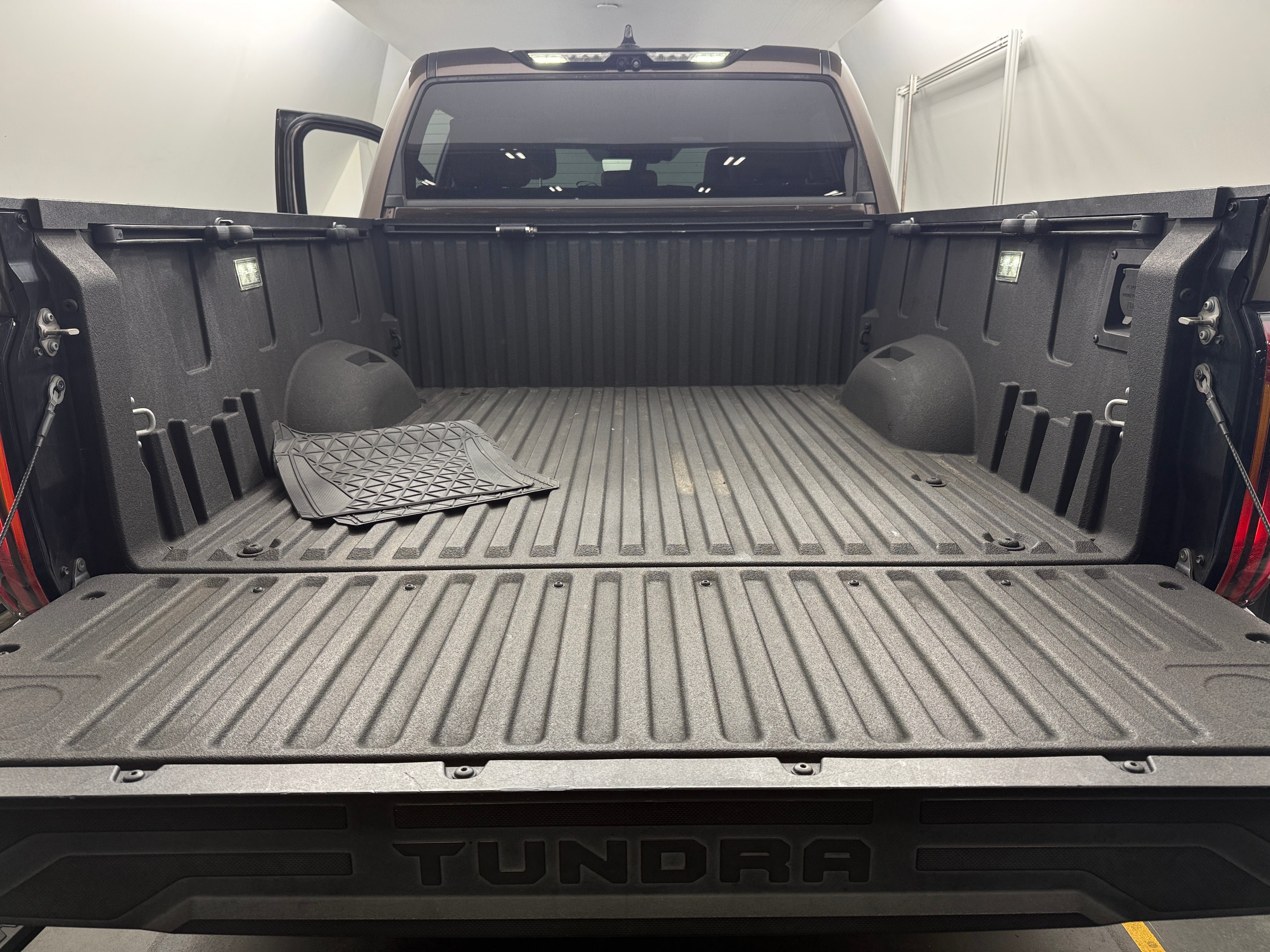 toyota tundra 2022 5TFMC5DBXNX008168 image toyota tundra 2022 5TFMC5DBXNX008168 image