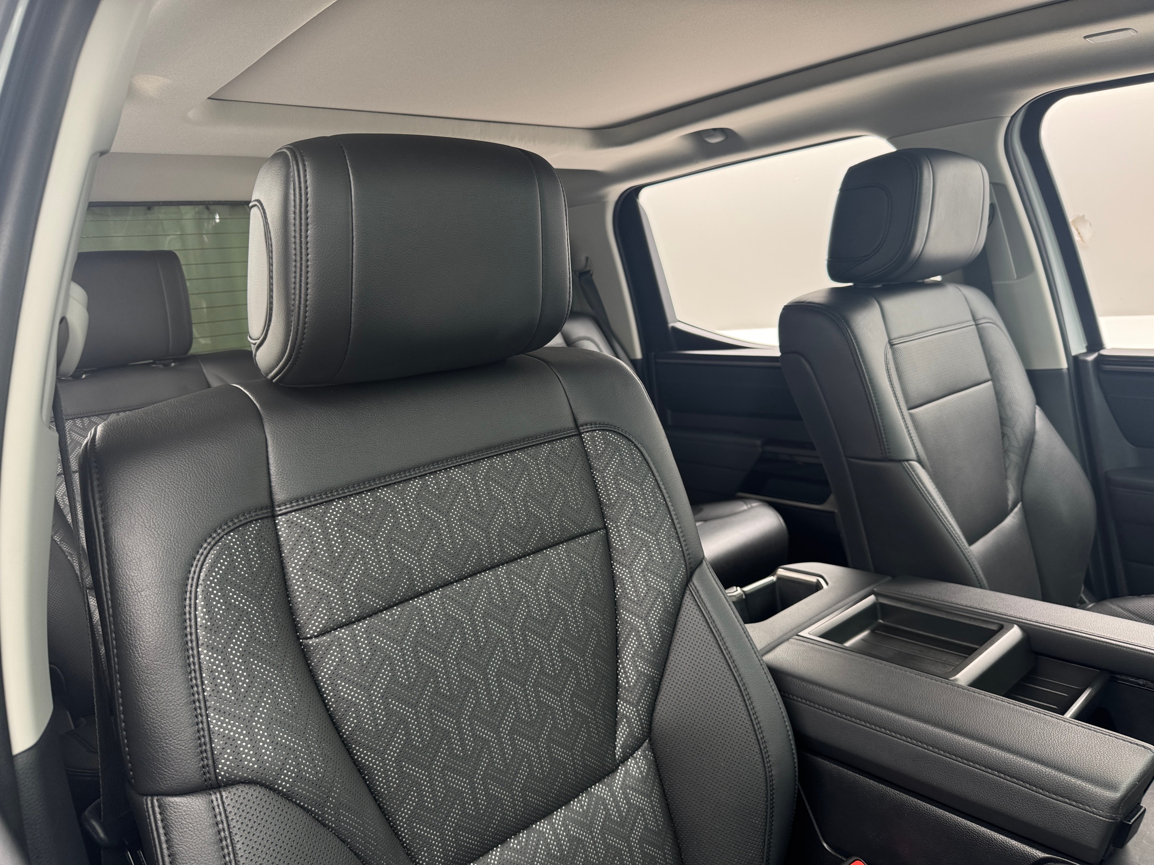 toyota tundra 2022 5TFJC5DB2NX012377 image toyota tundra 2022 5TFJC5DB2NX012377 image