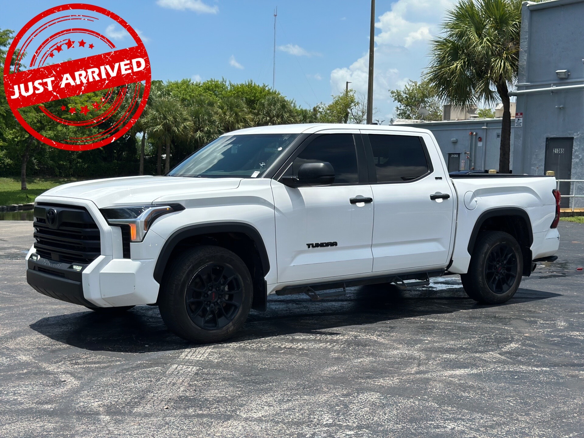 toyota tundra 2025 5TFLA5AB7SX044725 image toyota tundra 2025 5TFLA5AB7SX044725 image