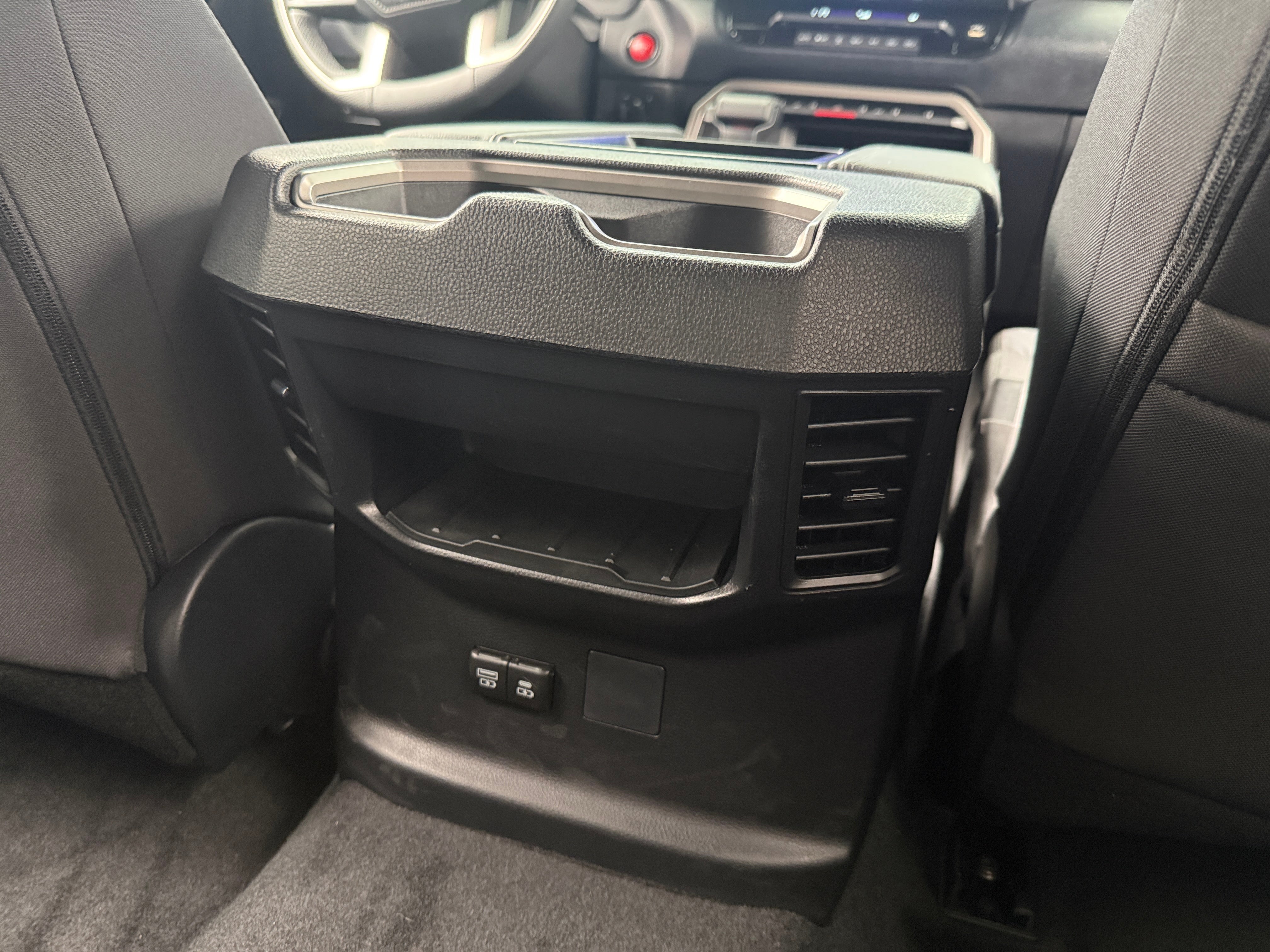 toyota tundra 2025 5TFLA5DB9SX315988 image toyota tundra 2025 5TFLA5DB9SX315988 image