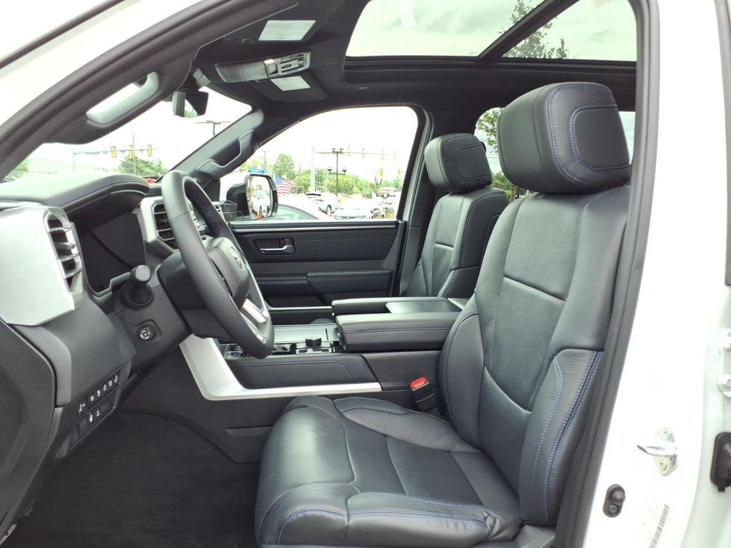 toyota tundra 2025 5TFWC5DB0SX095292 image toyota tundra 2025 5TFWC5DB0SX095292 image