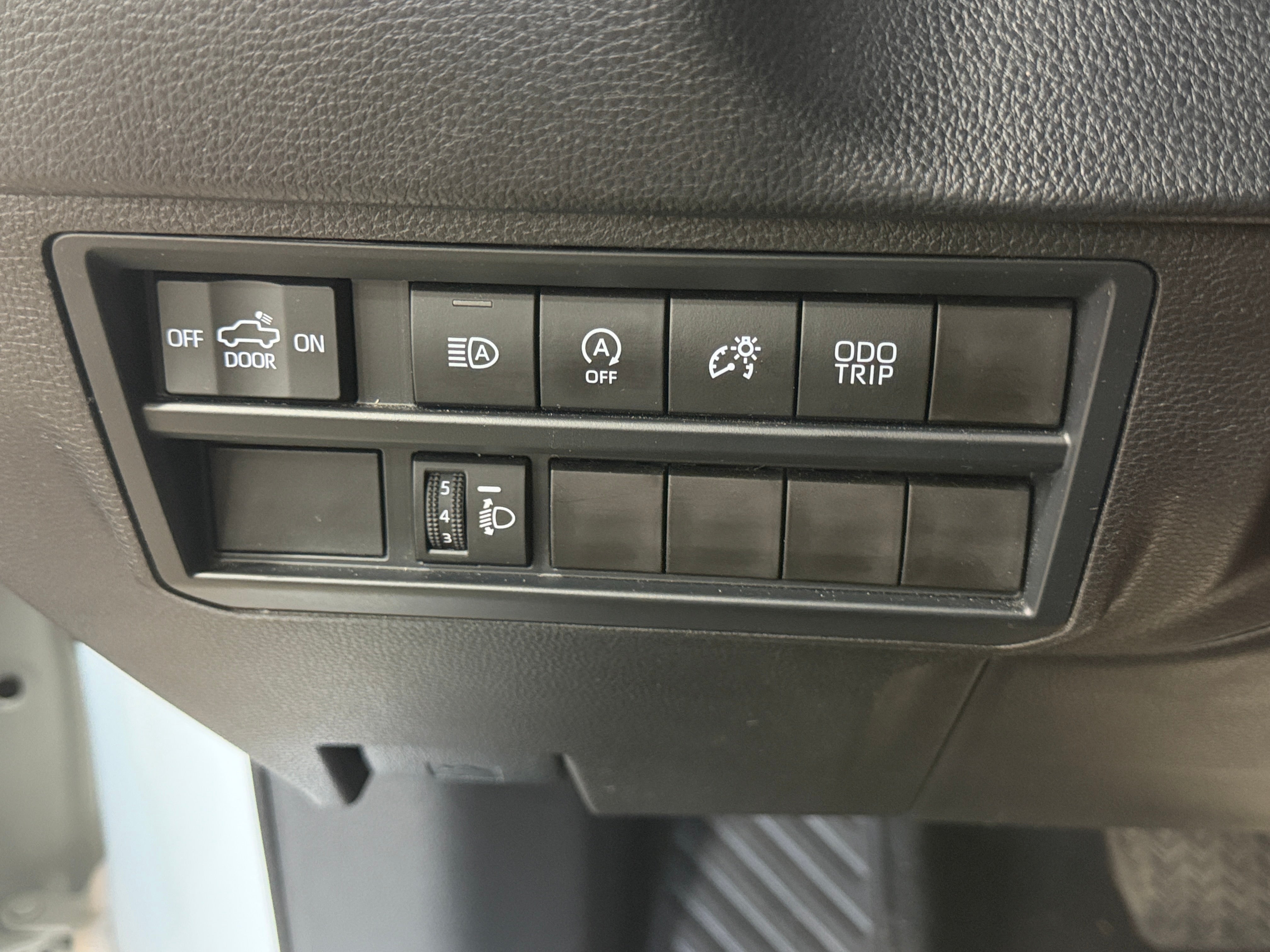 toyota tundra 2025 5TFKB5DA5SX330987 image toyota tundra 2025 5TFKB5DA5SX330987 image