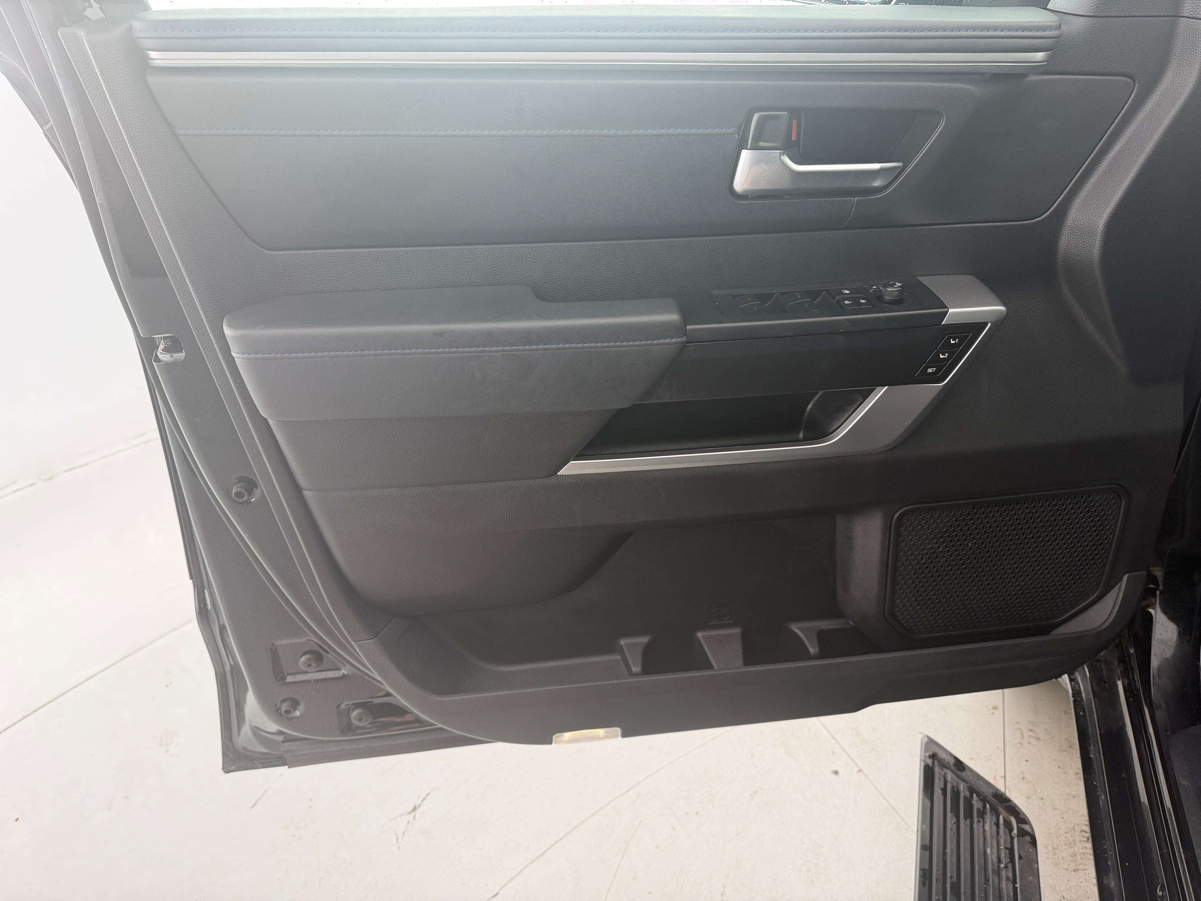 toyota tundra 2025 5TFNA5EC3SX044748 image toyota tundra 2025 5TFNA5EC3SX044748 image