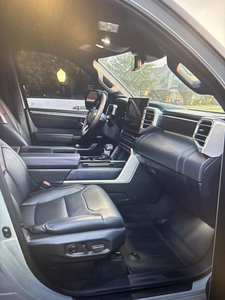 toyota tundra 2025 5TFNA5DB4SX249228 image toyota tundra 2025 5TFNA5DB4SX249228 image