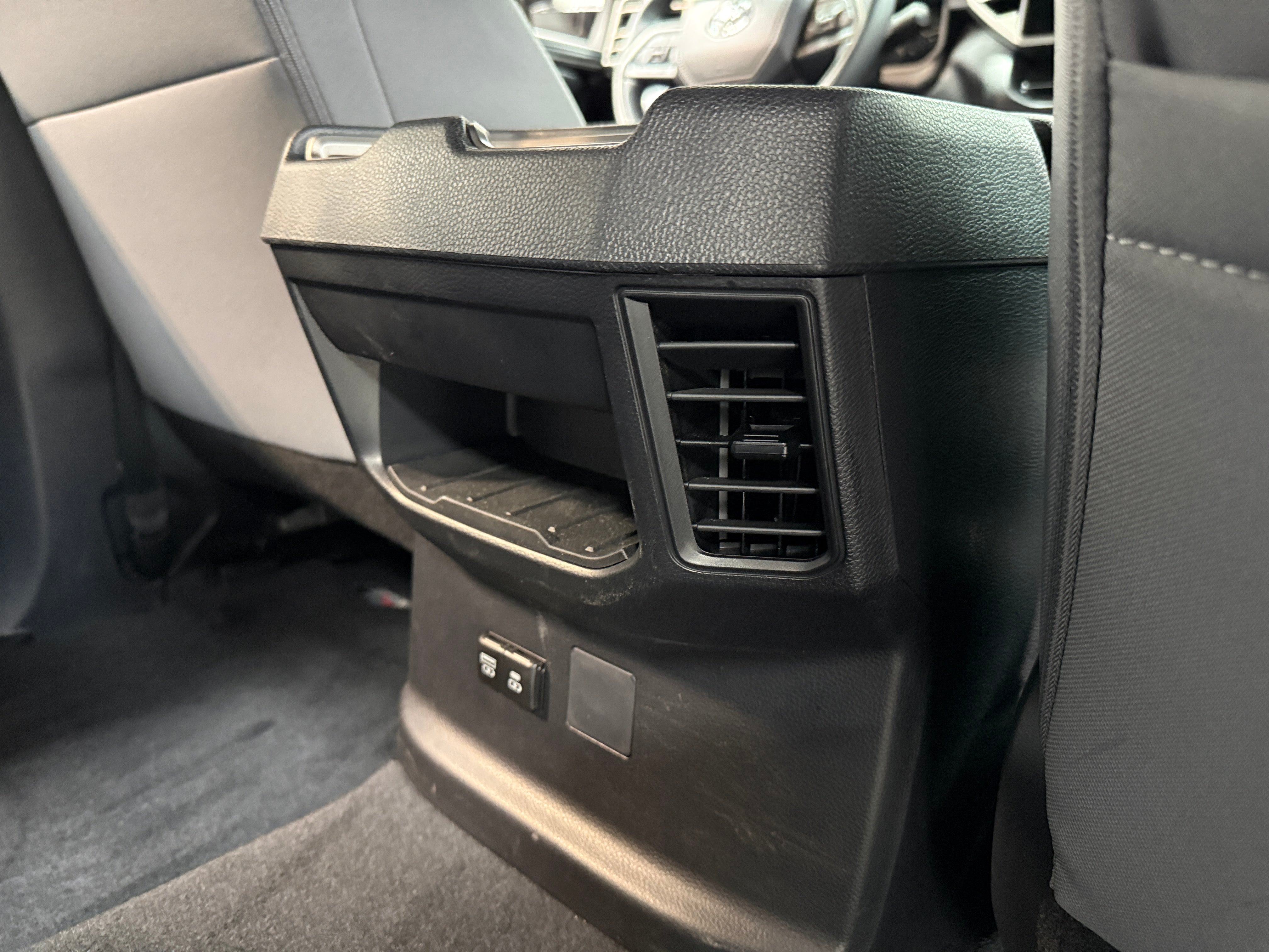 toyota tundra 2025 5TFLA5DB4SX299991 image toyota tundra 2025 5TFLA5DB4SX299991 image