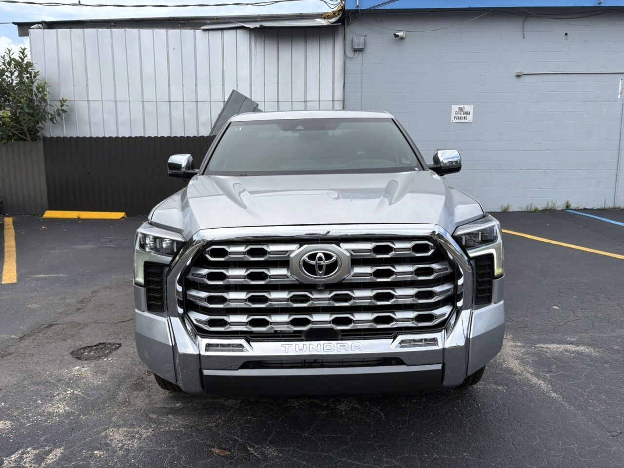 toyota tundra 2025 5TFMA5EC0SX043312 image toyota tundra 2025 5TFMA5EC0SX043312 image