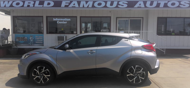 toyota c-hr 2018 NMTKHMBXXJR015220 image toyota c-hr 2018 NMTKHMBXXJR015220 image