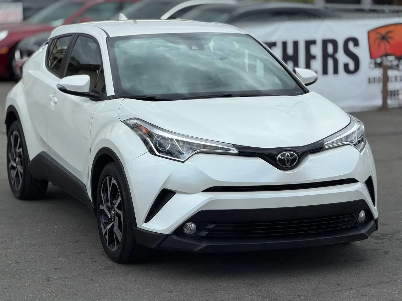 toyota c-hr 2018 JTNKHMBX8J1008258 image toyota c-hr 2018 JTNKHMBX8J1008258 image