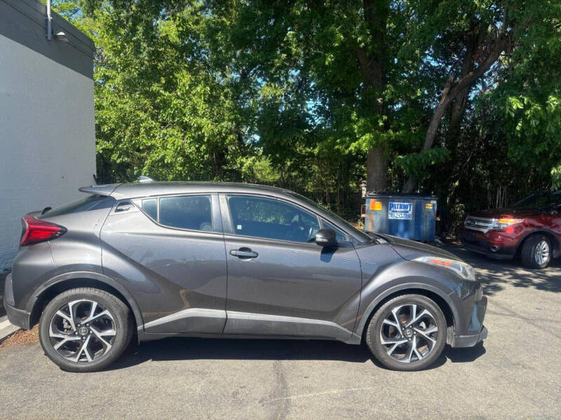 toyota c-hr 2018 NMTKHMBXXJR018974 image toyota c-hr 2018 NMTKHMBXXJR018974 image