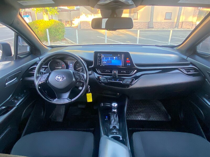 toyota c-hr 2018 NMTKHMBX0JR020653 image toyota c-hr 2018 NMTKHMBX0JR020653 image