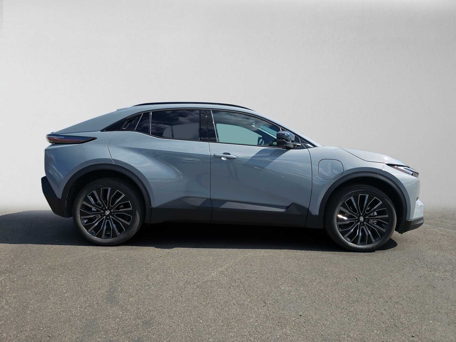 toyota c-hr 2026 JTMAAAAD6TJ013424 image toyota c-hr 2026 JTMAAAAD6TJ013424 image