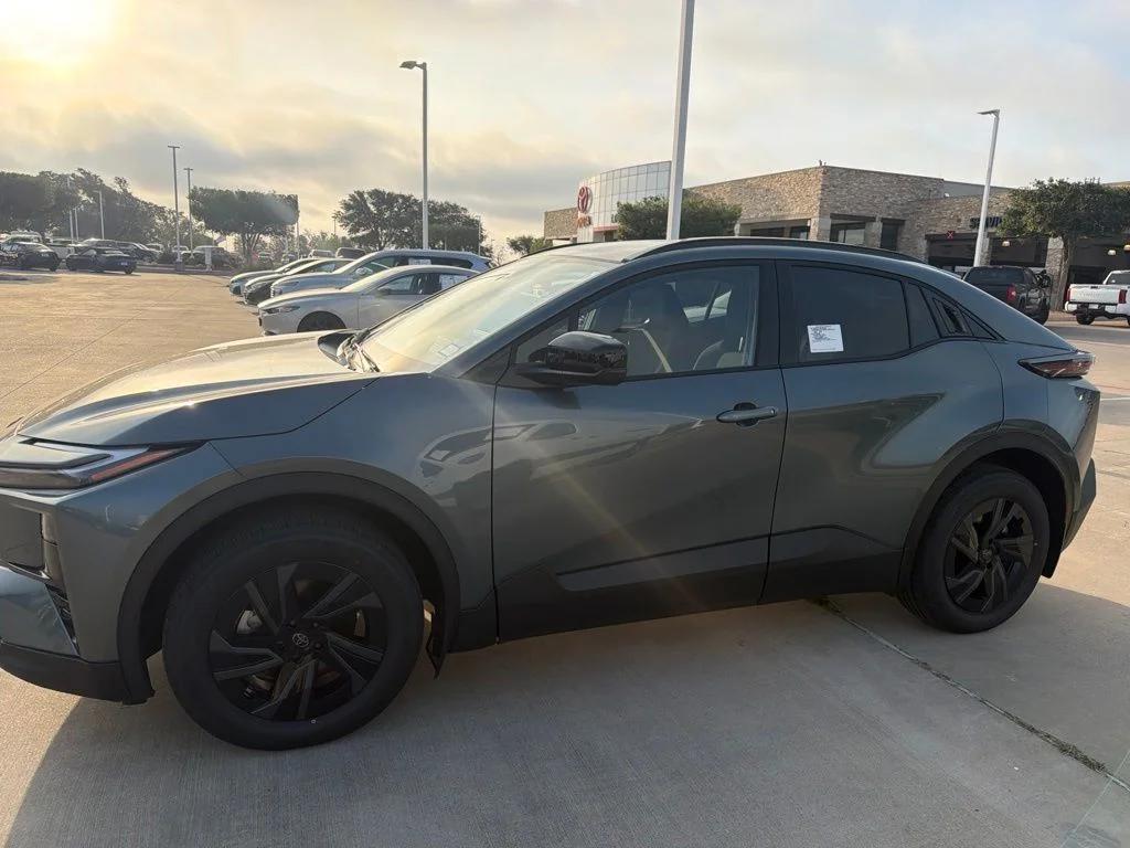 toyota c-hr 2026 JTMAAAAD9TJ014082 image toyota c-hr 2026 JTMAAAAD9TJ014082 image