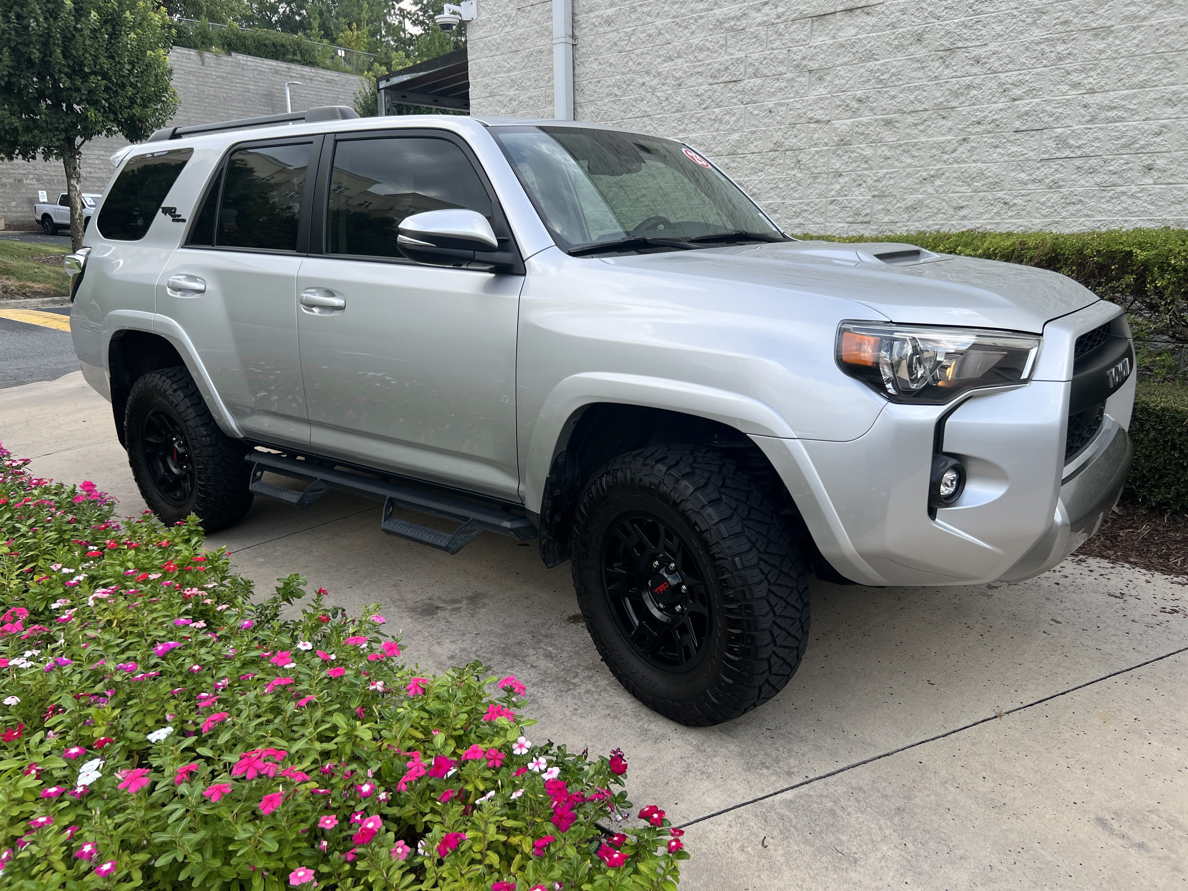 toyota 4runner 2023 JTERU5JR5P6204060 image toyota 4runner 2023 JTERU5JR5P6204060 image