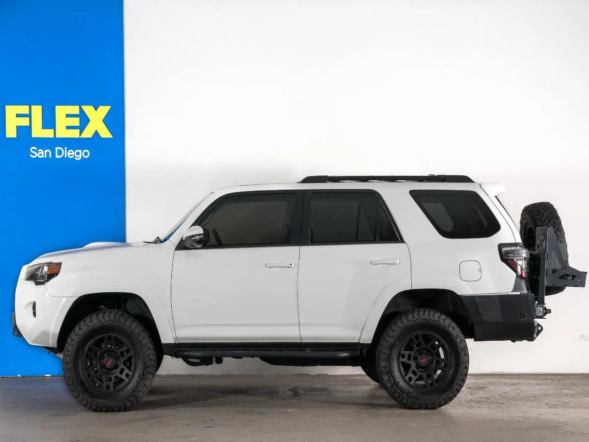 toyota 4runner 2019 JTEBU5JR5K5667705 image toyota 4runner 2019 JTEBU5JR5K5667705 image