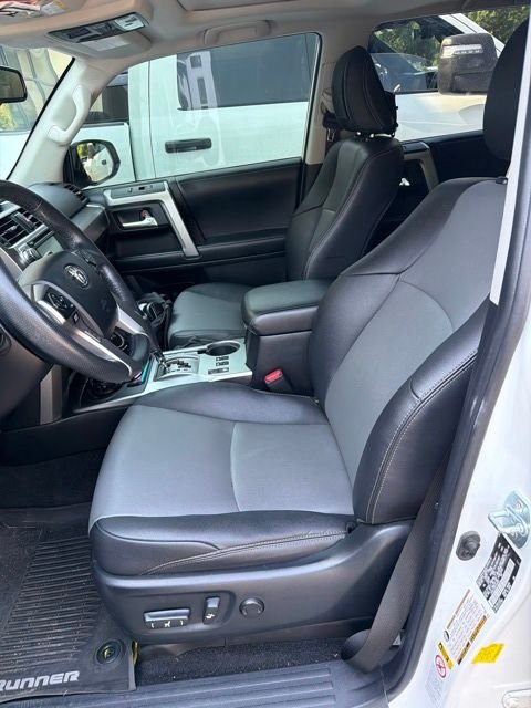 toyota 4runner 2019 JTEBU5JR8K5660831 image toyota 4runner 2019 JTEBU5JR8K5660831 image