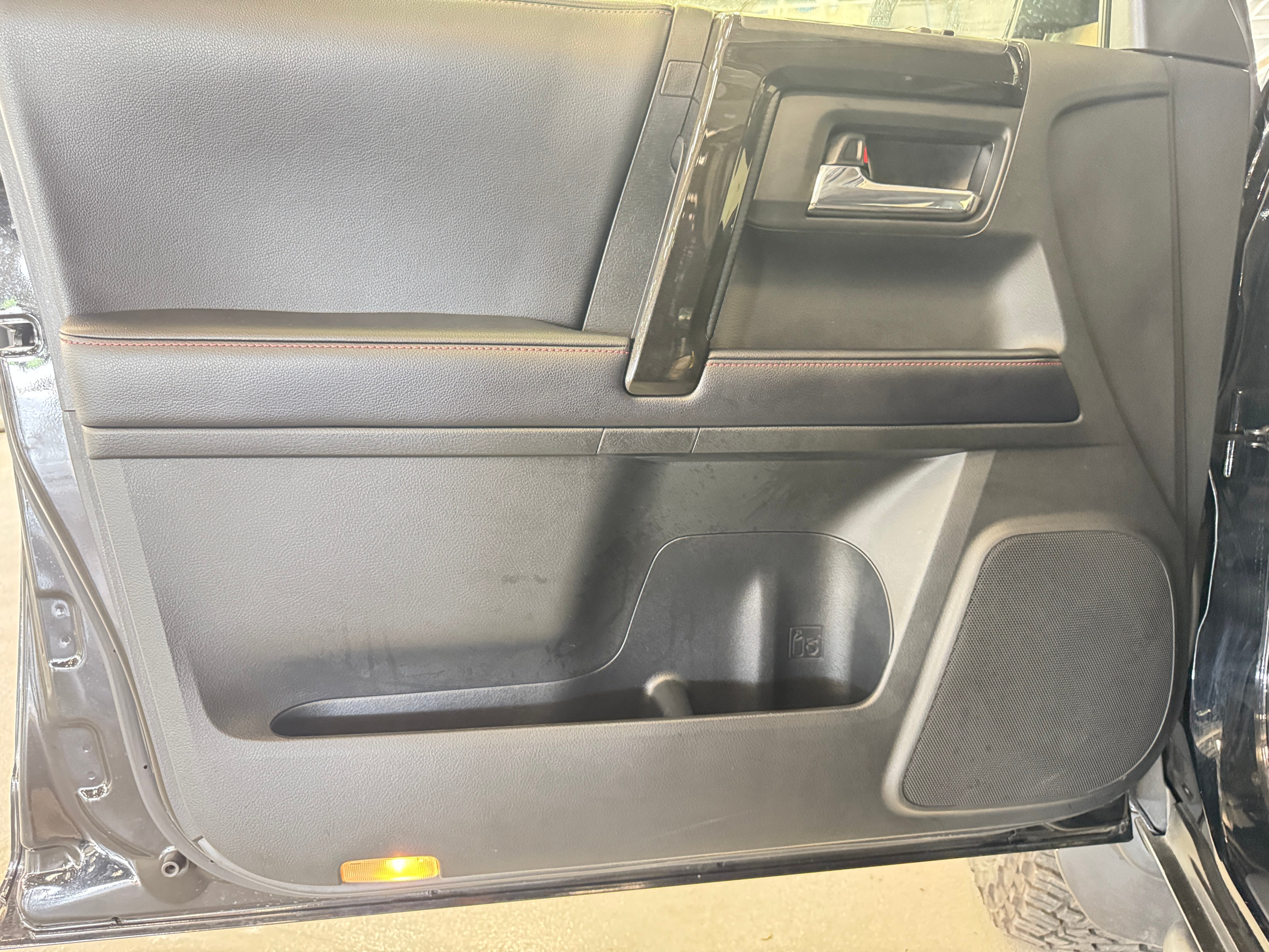 toyota 4runner 2019 JTEBU5JR2K5647332 image toyota 4runner 2019 JTEBU5JR2K5647332 image