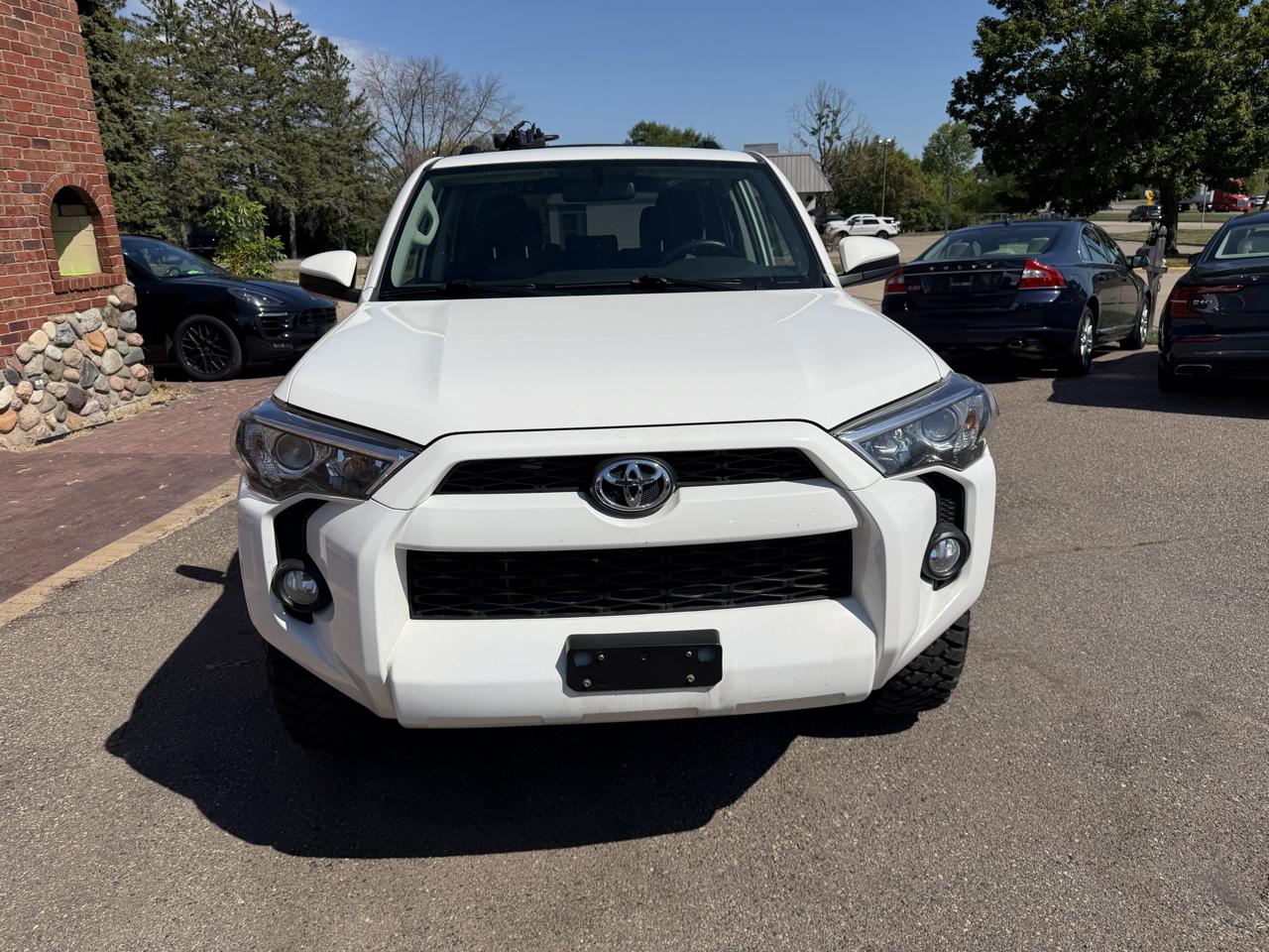 toyota 4runner 2019 JTEBU5JR2K5672828 image toyota 4runner 2019 JTEBU5JR2K5672828 image