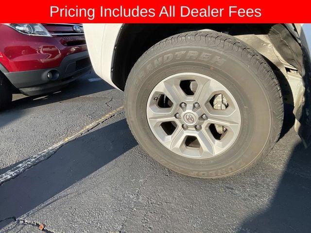 toyota 4runner 2019 JTEBU5JR6K5637788 image toyota 4runner 2019 JTEBU5JR6K5637788 image