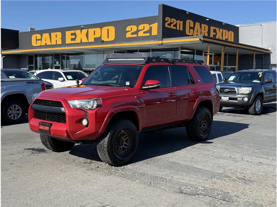 toyota 4runner 2019 JTEBU5JR0K5688543 image toyota 4runner 2019 JTEBU5JR0K5688543 image