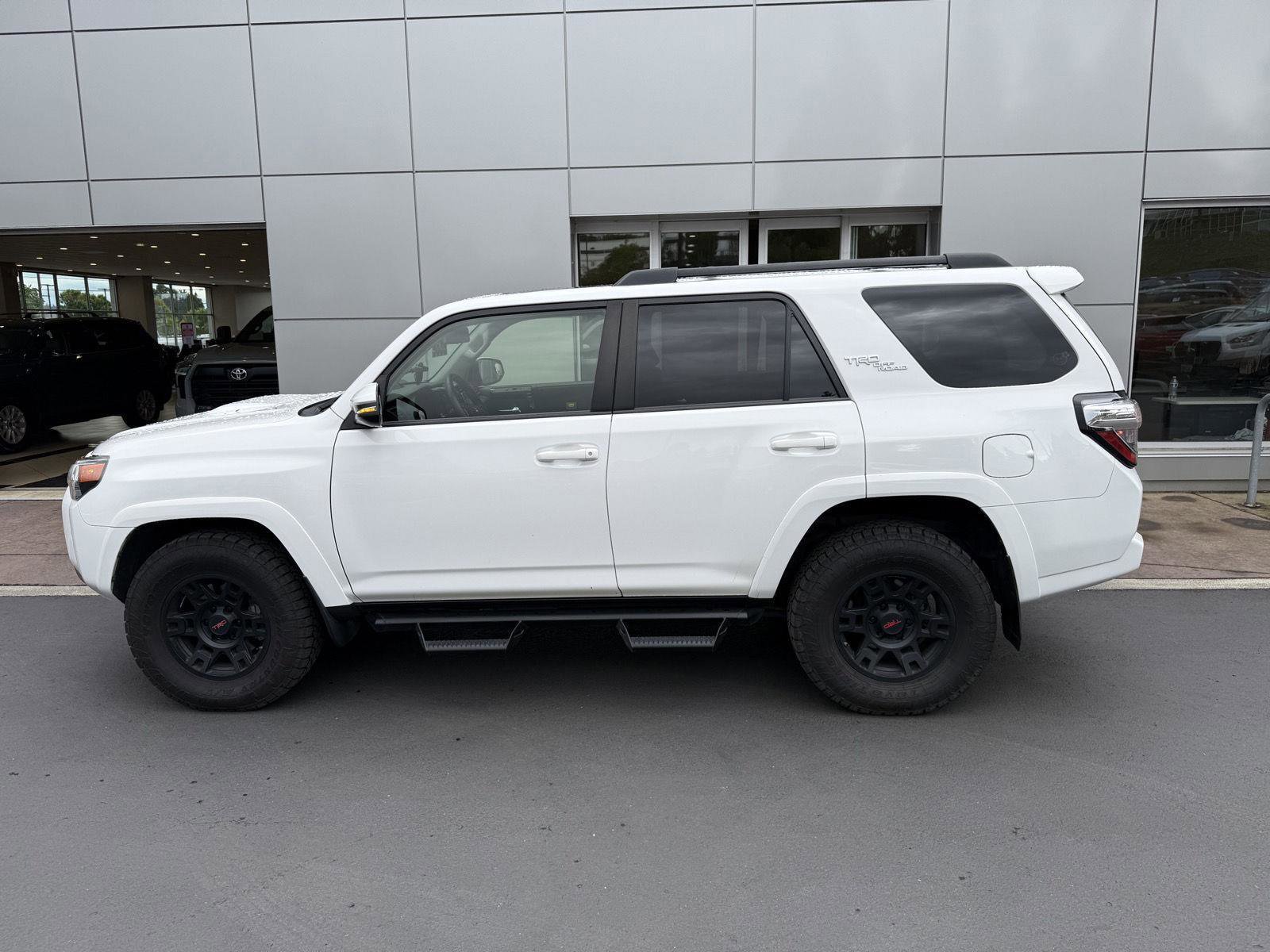 toyota 4runner 2019 JTEBU5JR9K5710832 image toyota 4runner 2019 JTEBU5JR9K5710832 image