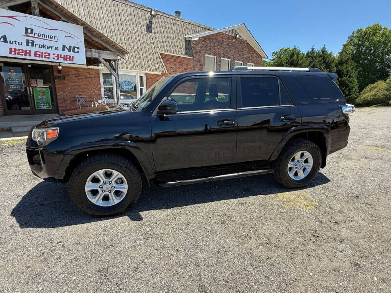 toyota 4runner 2019 JTEBU5JR9K5712080 image toyota 4runner 2019 JTEBU5JR9K5712080 image