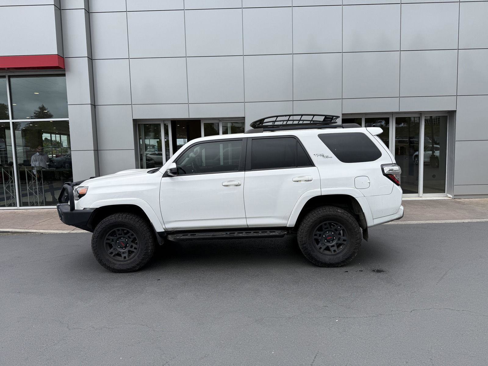 toyota 4runner 2019 JTEBU5JR6K5661220 image toyota 4runner 2019 JTEBU5JR6K5661220 image