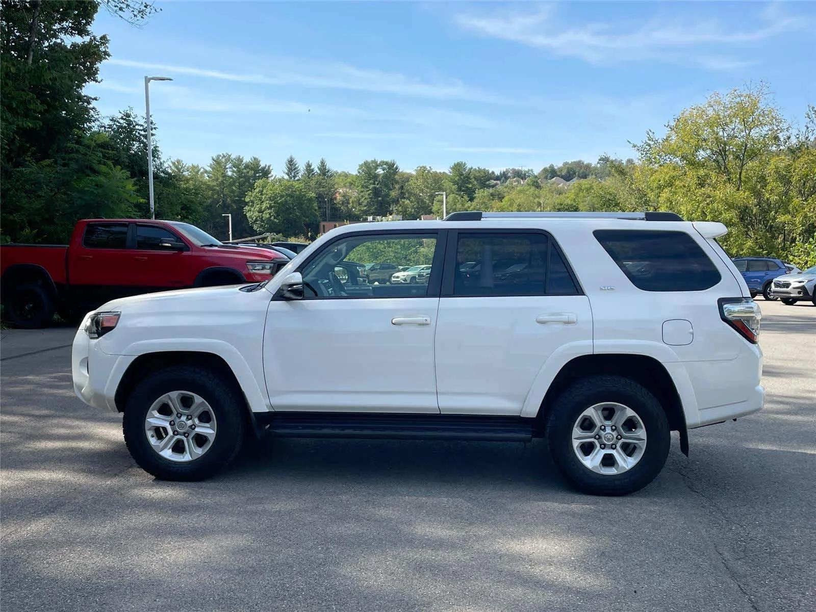 toyota 4runner 2019 JTEBU5JR8K5663437 image toyota 4runner 2019 JTEBU5JR8K5663437 image