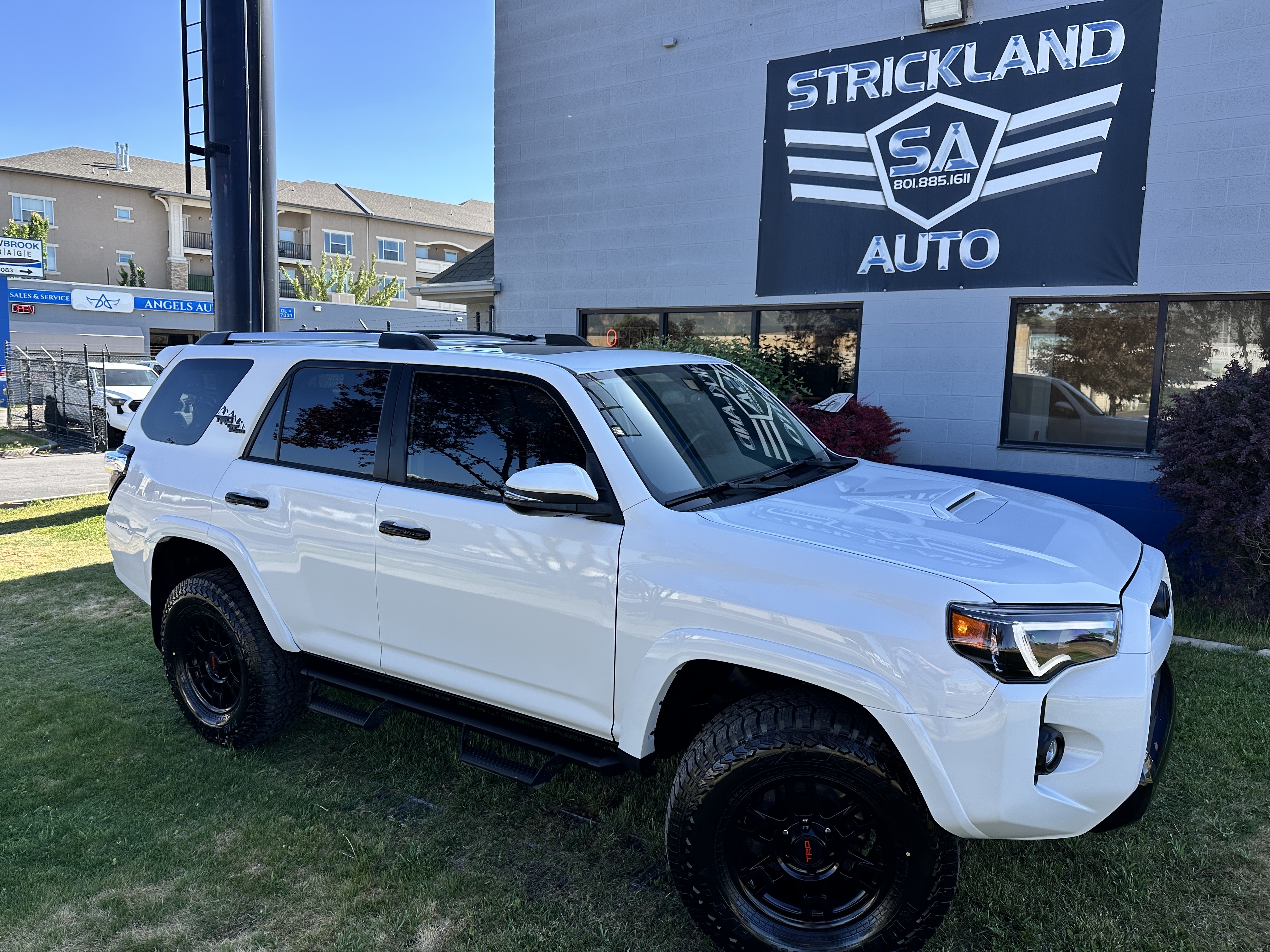 toyota 4runner 2018 JTEBU5JR3J5581663 image toyota 4runner 2018 JTEBU5JR3J5581663 image