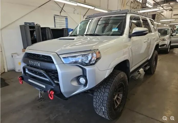 toyota 4runner 2018 JTEBU5JR2J5543003 image toyota 4runner 2018 JTEBU5JR2J5543003 image